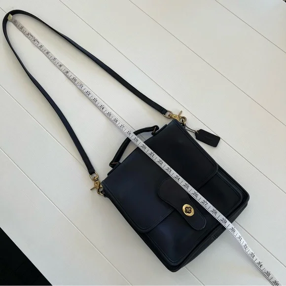 Vintage Coach Leather Bag Crossbody Satchel Purse Turnlock Flap Black 0260-301 - Picture 16 of 17